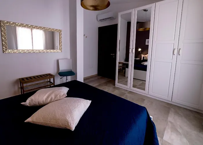 Проживання в сім'ї Patty's *